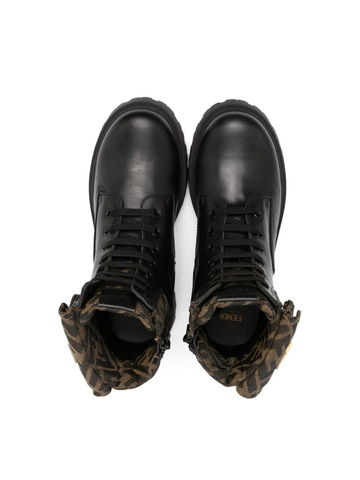 Black boots for girls with logo