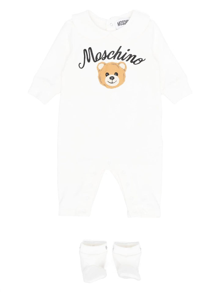 White onesie set for newborns with logo