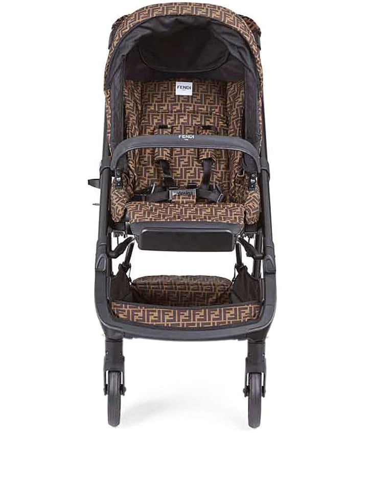 Passeggino per neonati marrone e nero con logo BUV017AA82 F15B6 Fendi Kids 