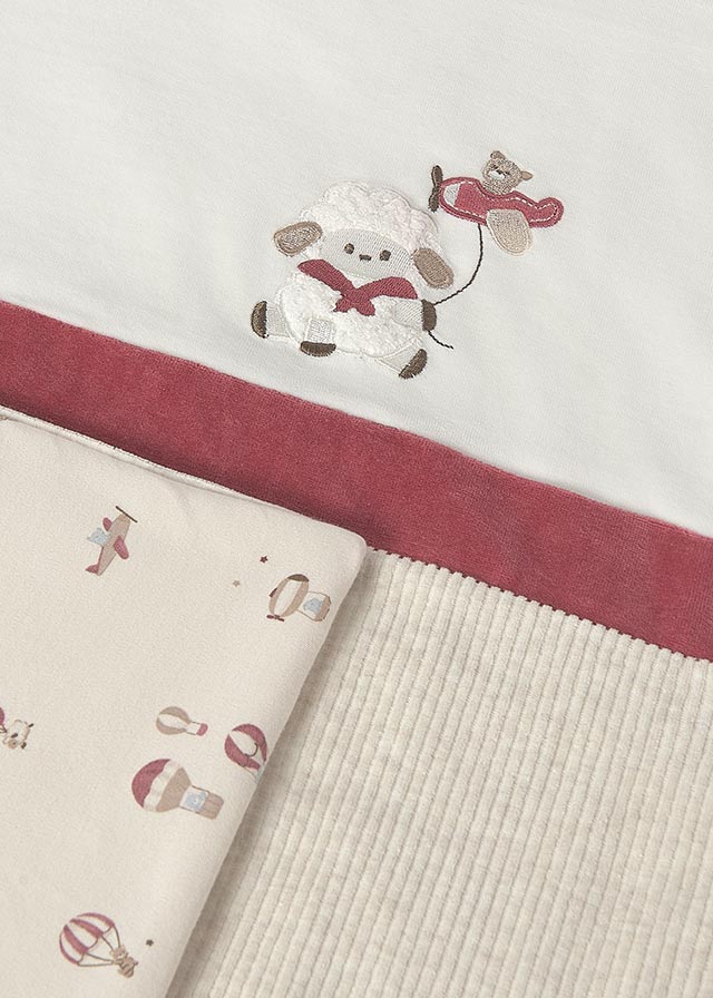 Coperta ecrù/prugna per neonata 9148 055 MAYORAL 