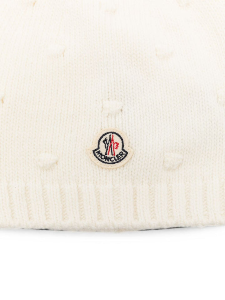 Cappello bianco per neonato 9513B00010M4281 035 Moncler Kids 