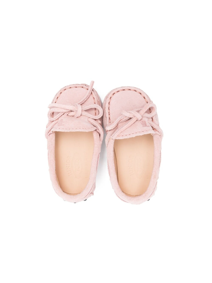 Pink moccasin for newborn