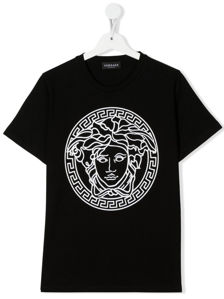 T-shirt nera per bambino con logo 10002391A04767 2B020 Versace Kids 