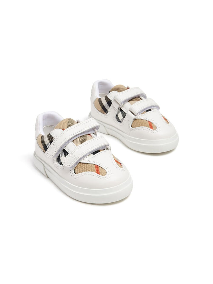 Sneakers bianche per neonato 8095821 B9368 Burberry Kids 