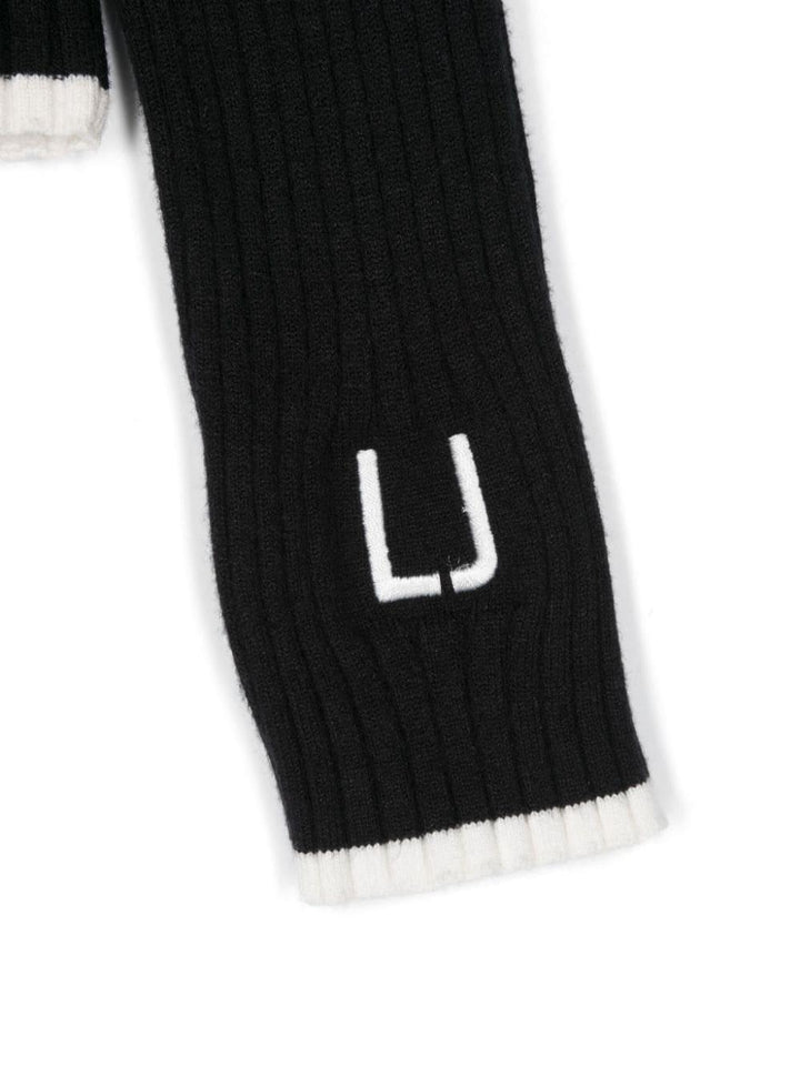 Black T-shirt for girls with logo