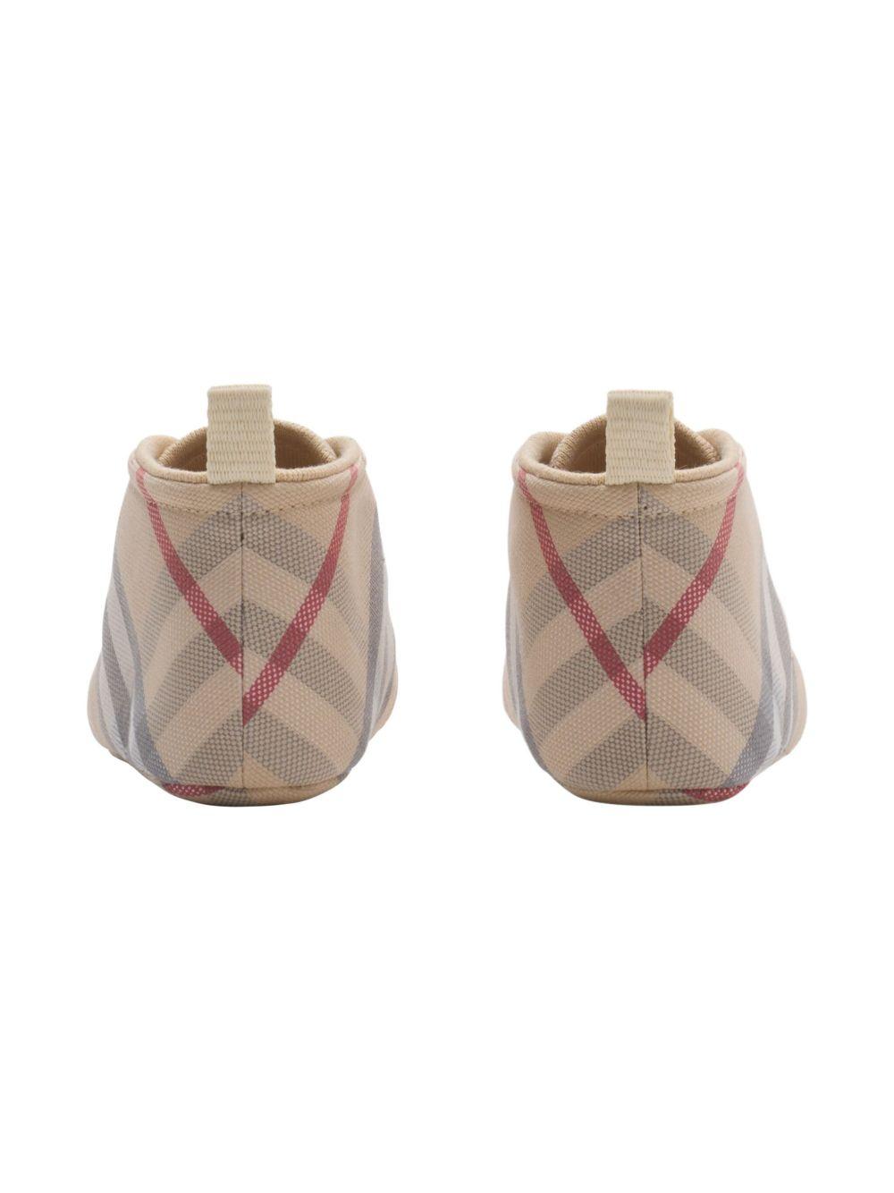 Scarpe beige sabbia per neonato 8108372 A2205 Burberry Kids 
