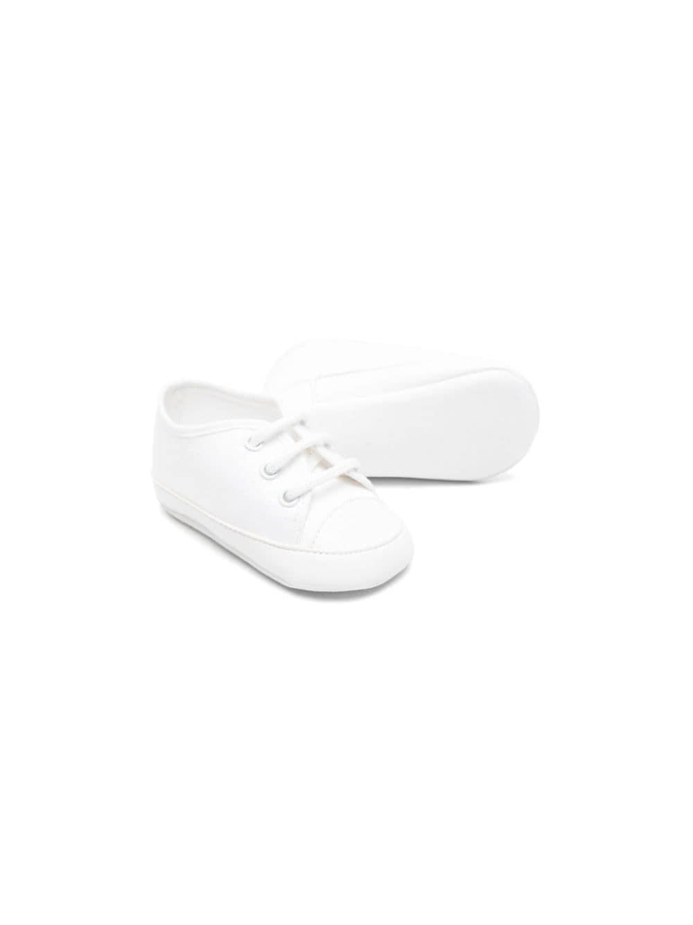 White twill sneakers for newborns