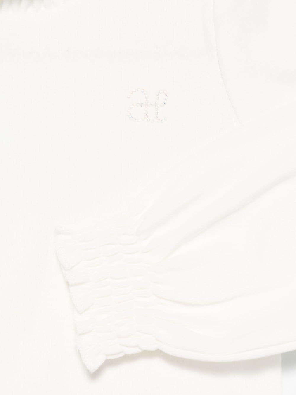 White T-shirt with logo for girls