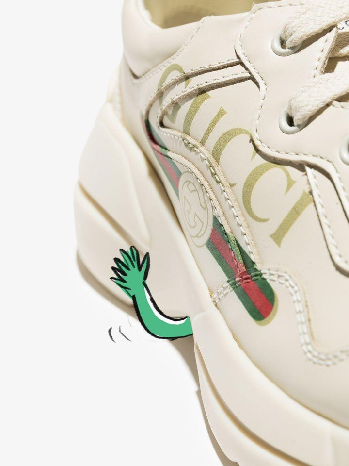Sneakers crema per bambina con logo
