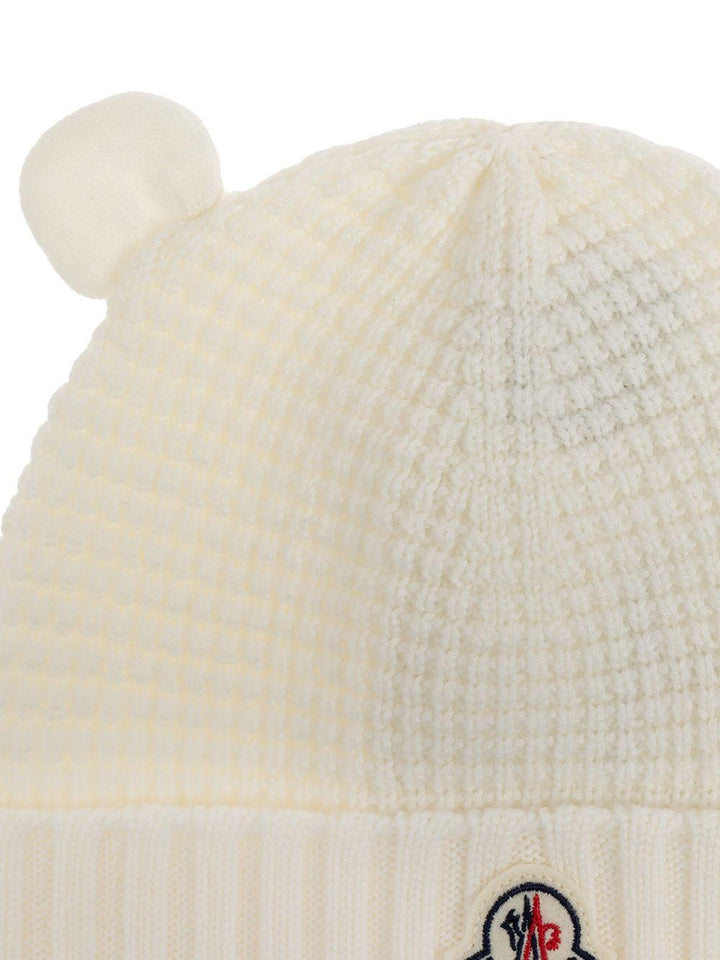 Cappello bianco per neonato 9513B00005M1131 040 Moncler Kids 