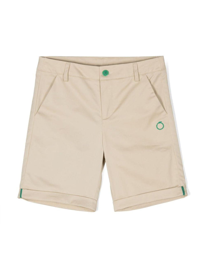 Bermuda beige per bambino con logo verde