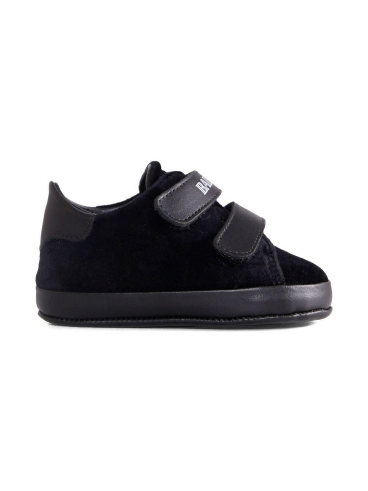 Sneakers nere per neonato