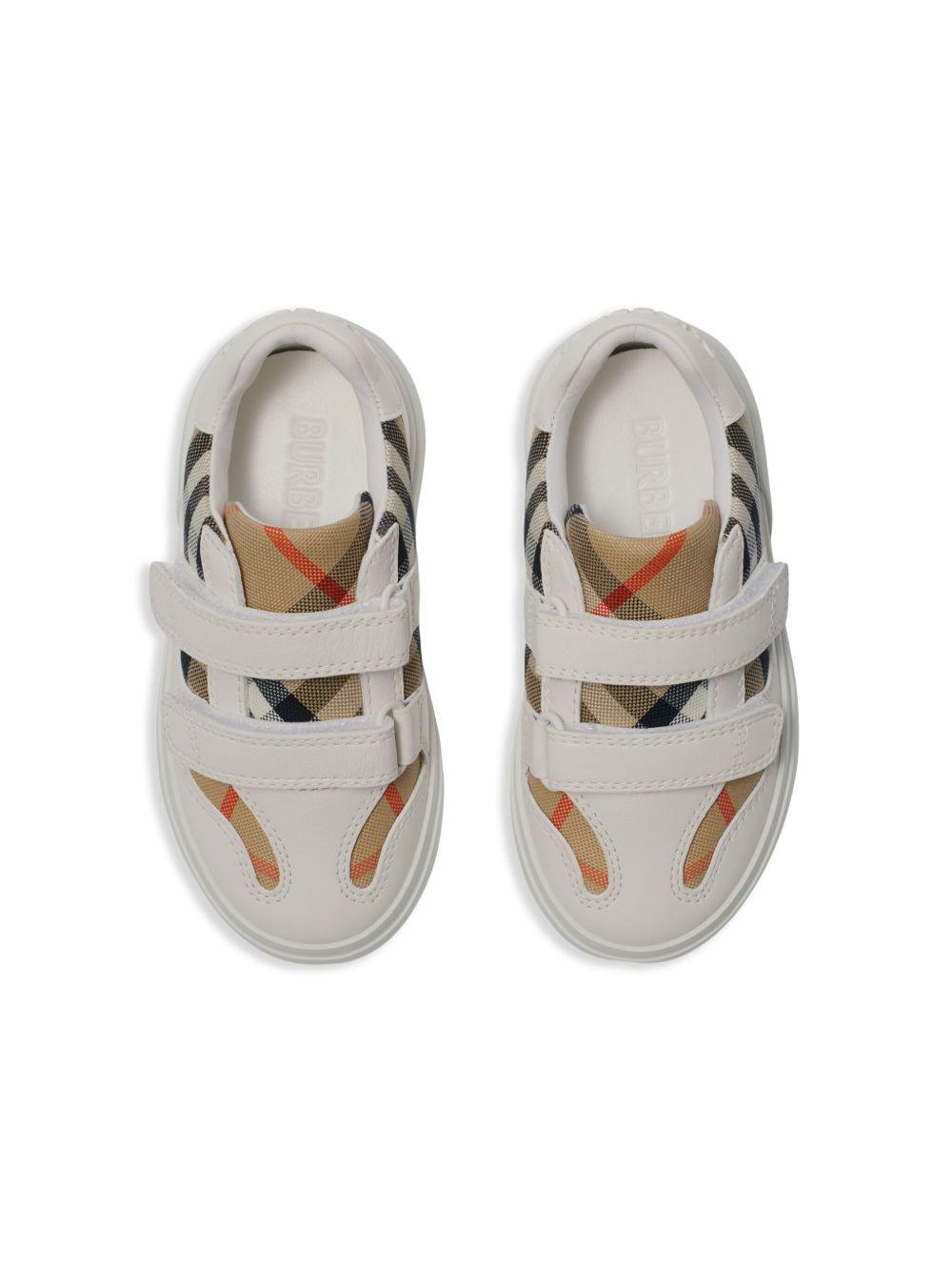 Sneakers bianche per bambino 8089231 B9368 Burberry Kids 