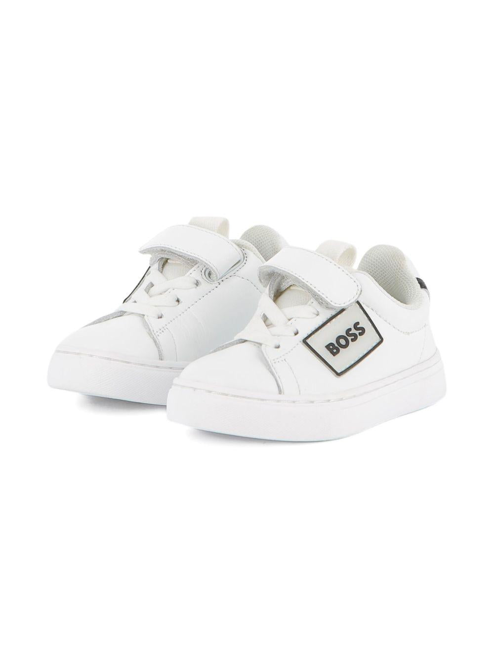 Sneakers bianche per neonato J52573 10P Boss Kids 