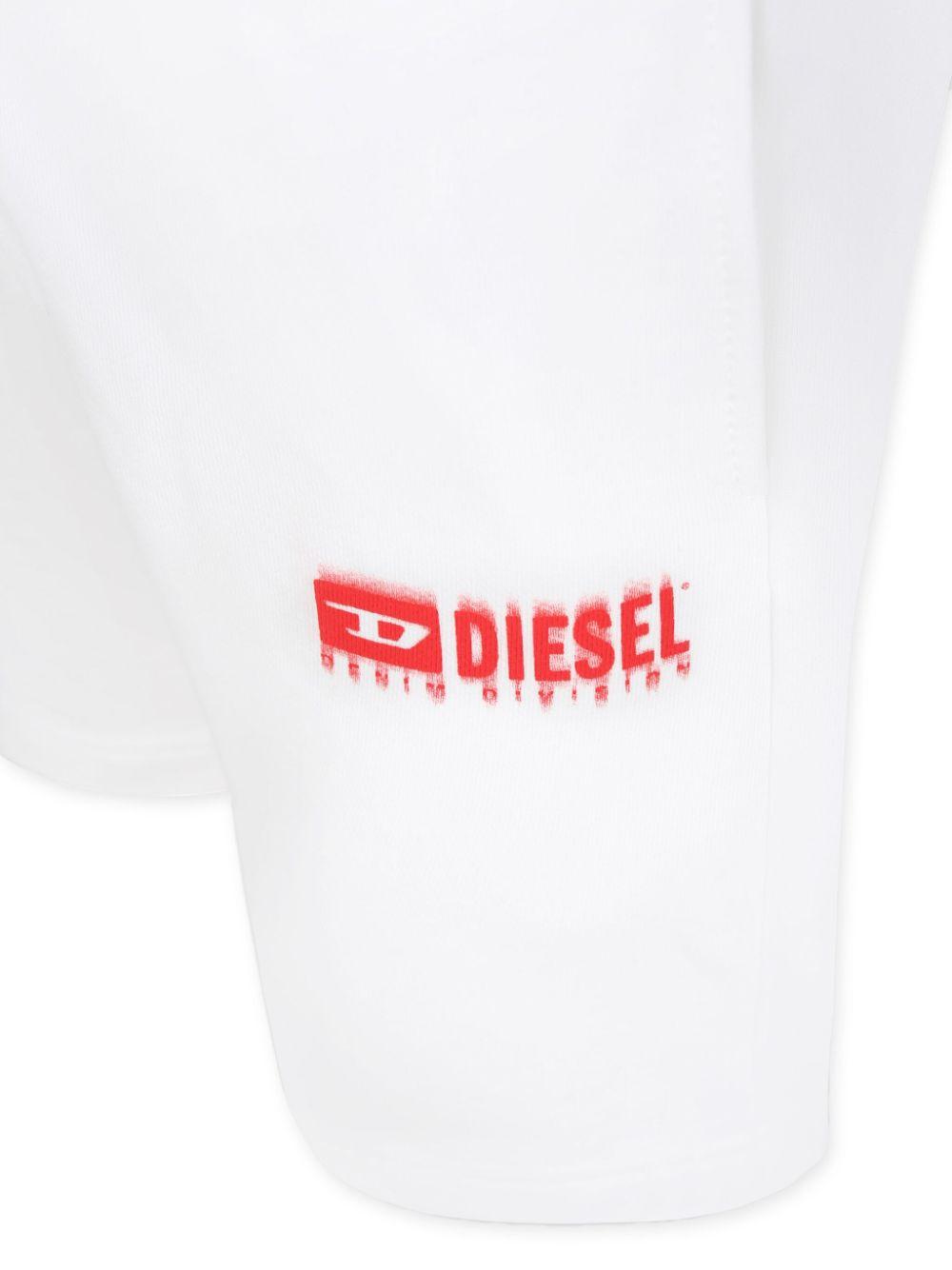 White Bermuda with logo