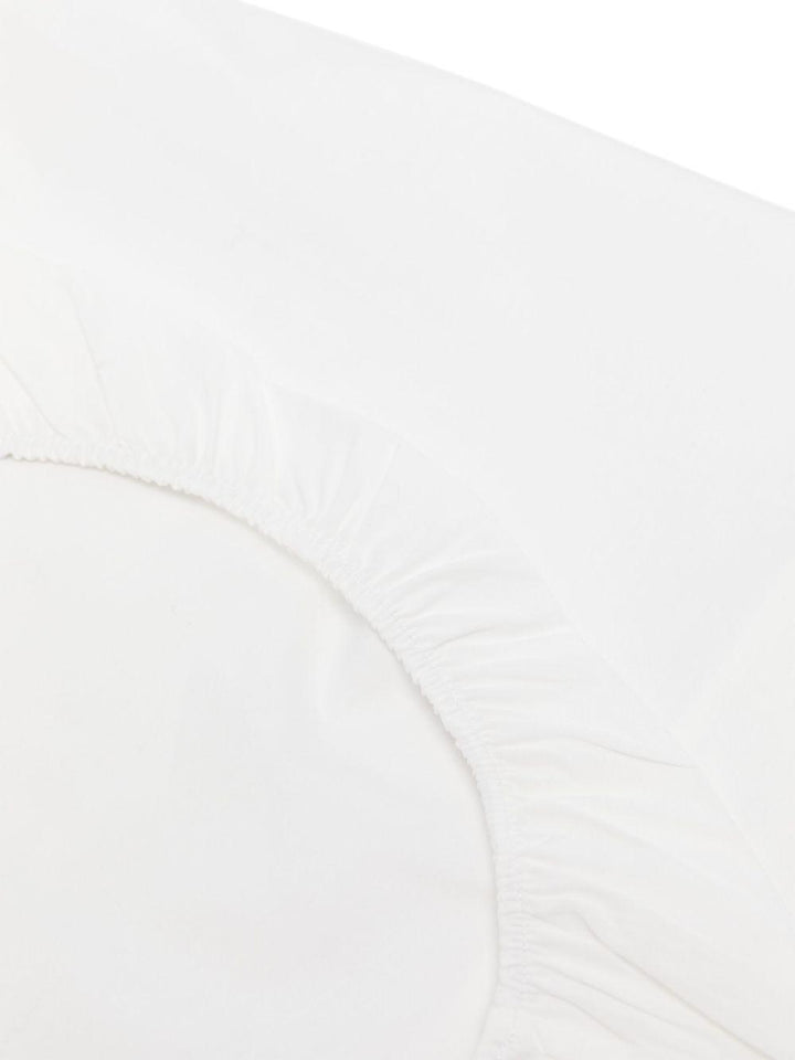 White sheets for newborn