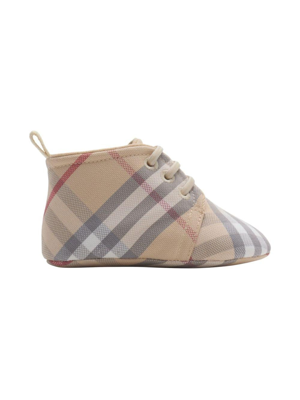 Scarpe beige sabbia per neonato 8108372 A2205 Burberry Kids 