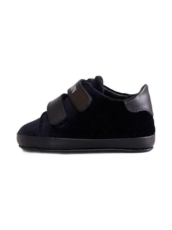Sneakers nere per neonato