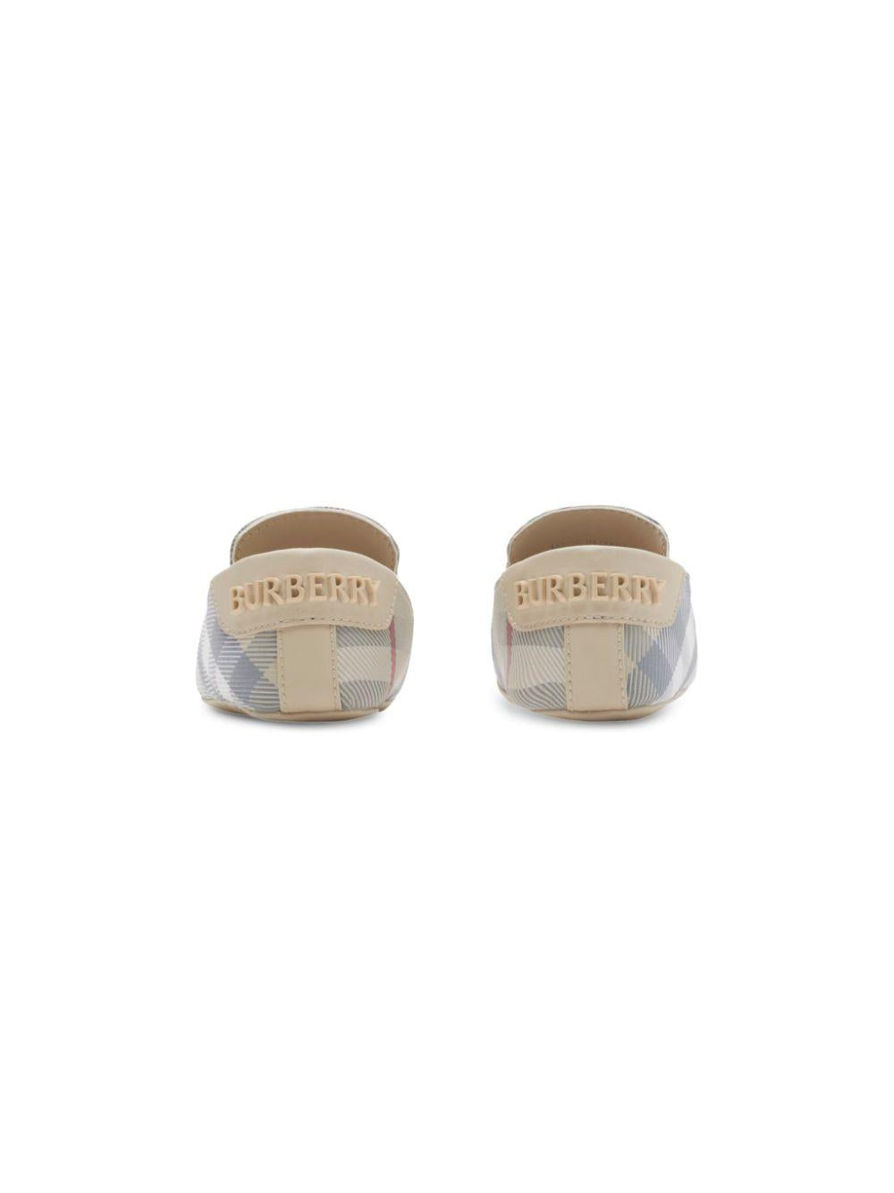 Scarpe stampa check azzurro beige per neonato 8099959 A2205 Burberry Kids 