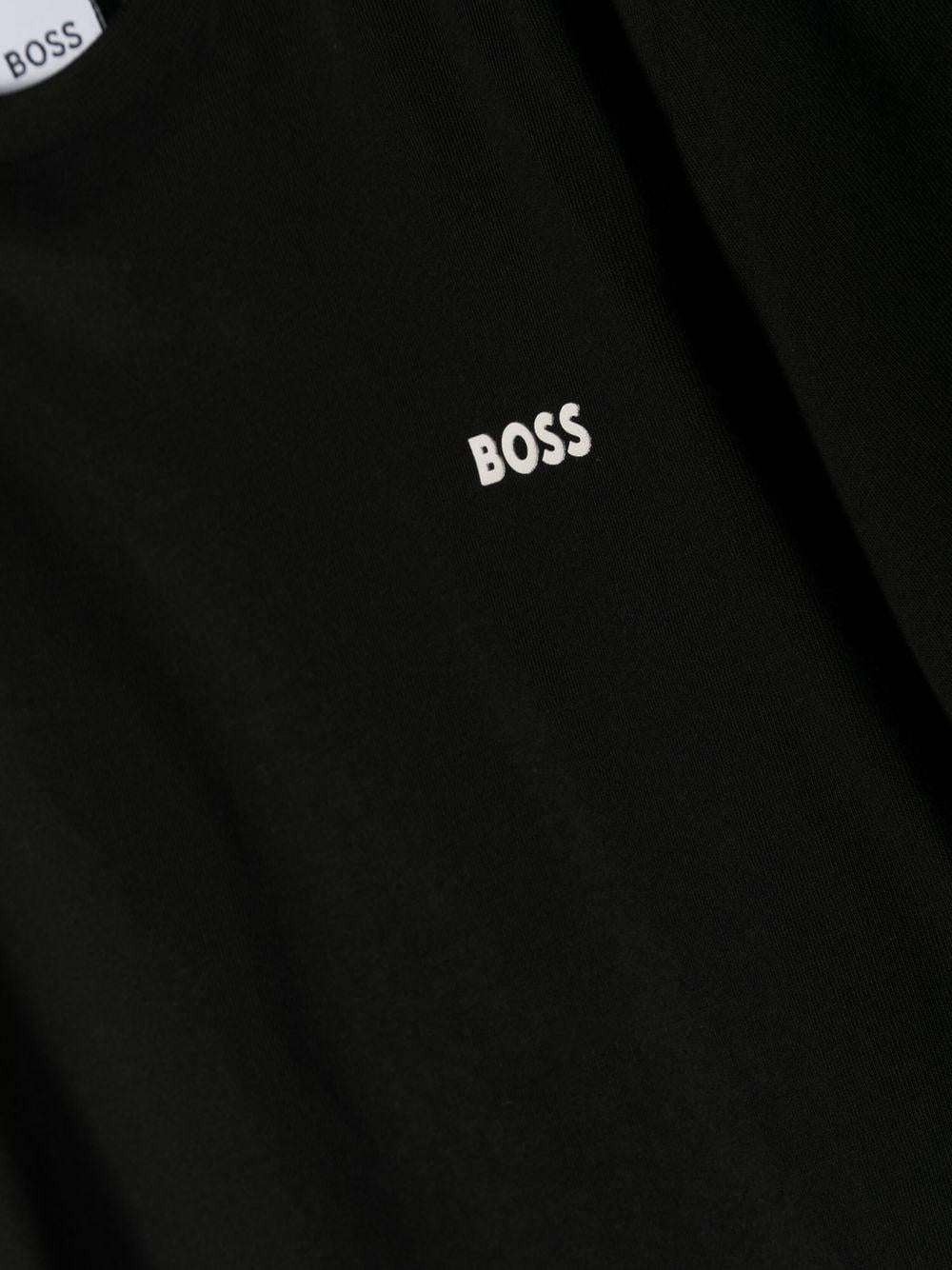 Black t-shirt for boys with small logo