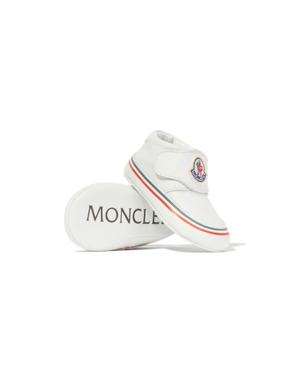 Sneakers bianche per neonato in pelle