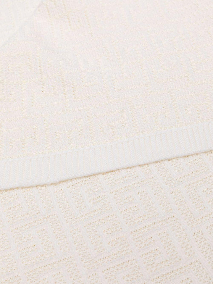 Coperta bianca per neonato
