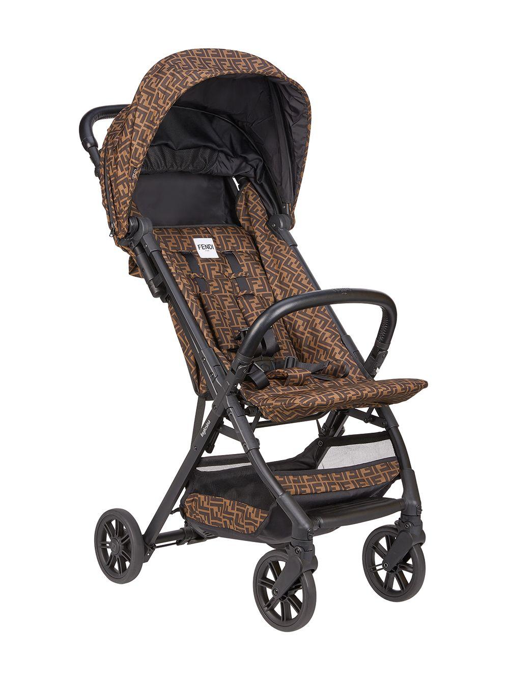 Passeggino marrone/nero BUV020AA5T F15B6 Fendi Kids 